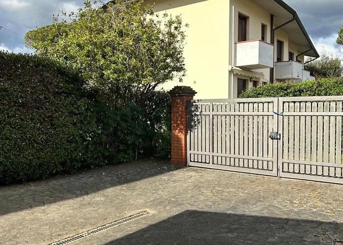 La Perla Del Mare Marina di Pietrasanta